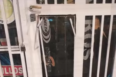 Desvalijaron un local a pocos metros de la plazoleta Dorrego