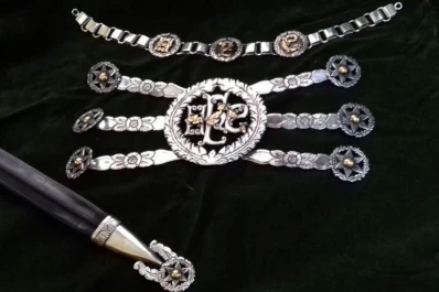 El brillo de la luna, plasmado en objetos