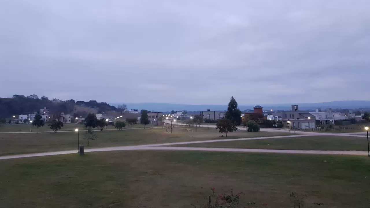 Un comienzo de semana con cielo nublado y una mínima de 7° 