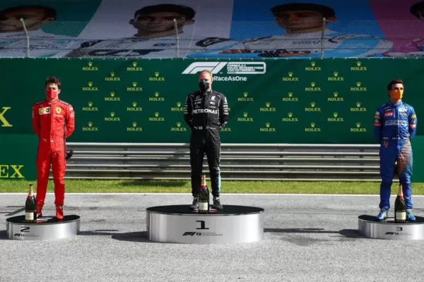Bottas demostró en Austria que es un serio candidato al título