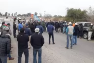 Luego de tres horas de asamblea, productores levantaron el corte en la ruta a Las Cejas
