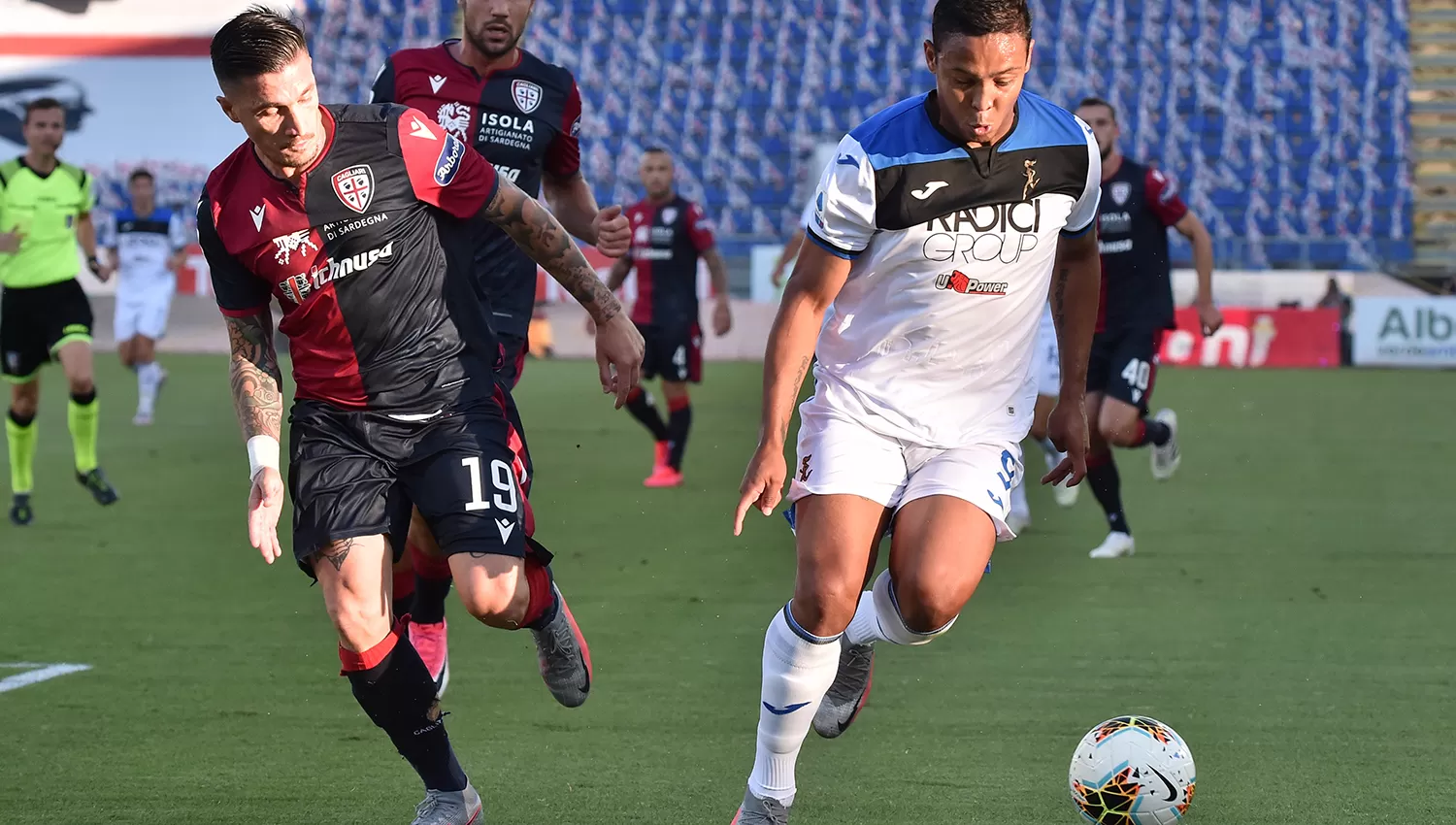 El colombiano Luis Fernando Muriel anotó el segundo gol del Atalanta. (DPA)