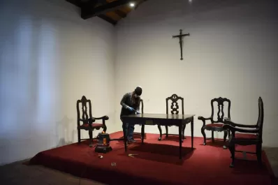 Manzur llama a la unión y la oposición reclama otra forma de hacer política