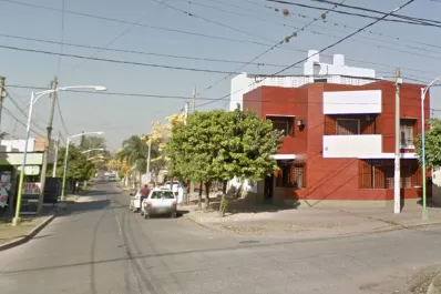 Entró a robar en un consultorio con una pistola de juguete y un paciente lo descubrió