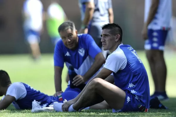 Vélez le ofreció a Racing U$S 2 millones por la mitad del pase de Centurión