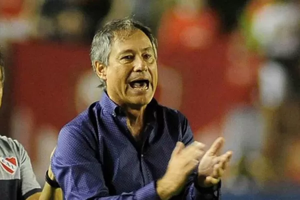 Macri quiso meter preso a Moyano a través de Independiente, aseguró Holan