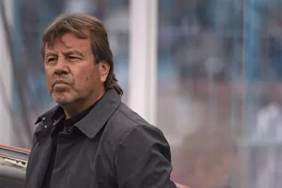 Zielinski: el fútbol tiene que reorganizarse; no es verdad que se preocupan por todos los equipos”