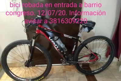 Le apuntaron con un arma a un adolescente y se llevaron su bici