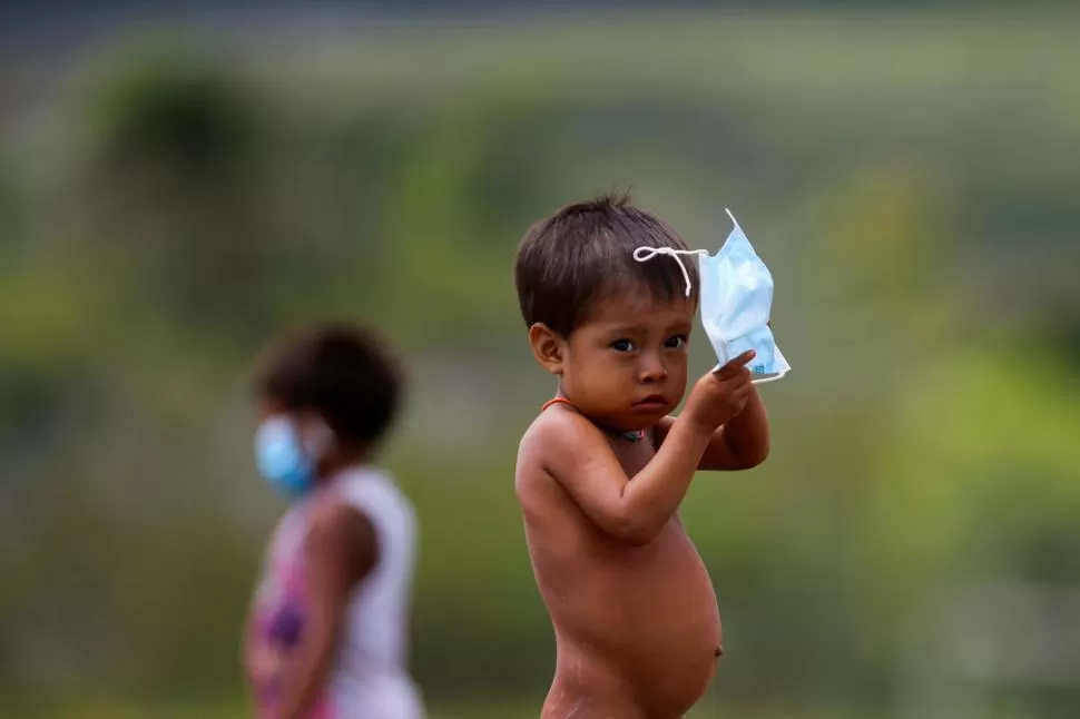 CARENCIAS. Tres de cada 10 personas en el mundo carecen de agua potable y de condiciones sanitarias adecuadas para prevenir el coronavirus.  reuters