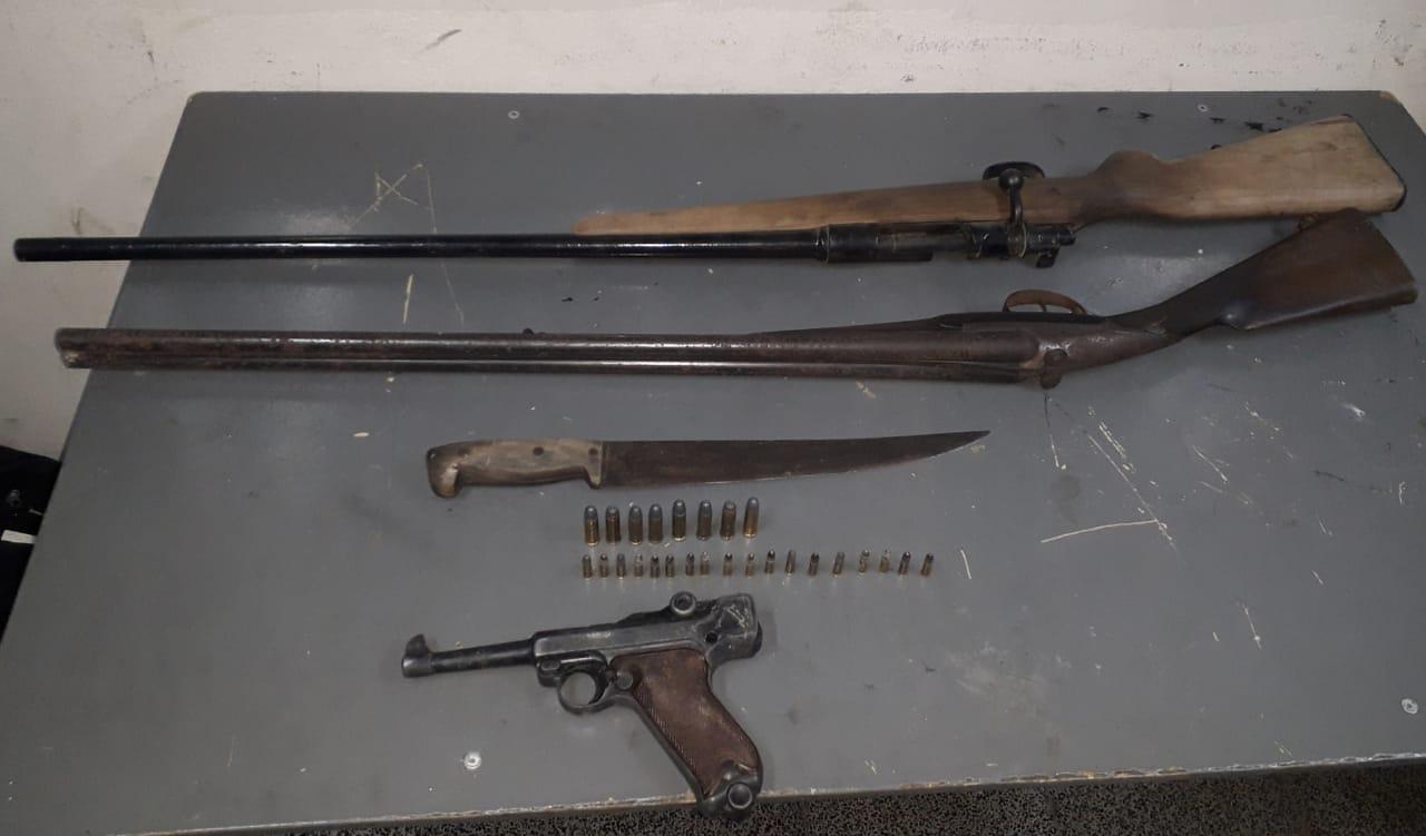 Quiso robar, intentó escapar por los techos de las casas y fue atrapado por la Policía