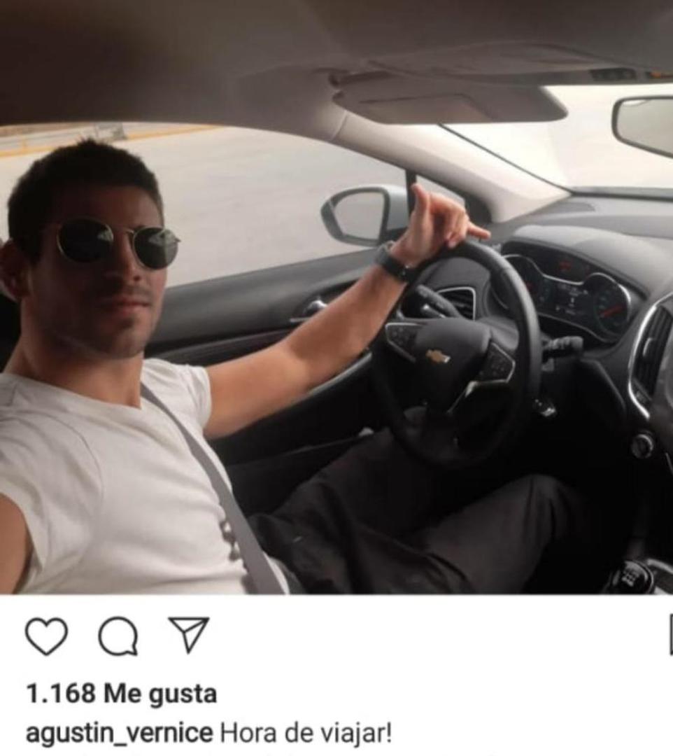 AL PARTIR. Agustín vino solo con su auto desde Olavarría, su ciudad natal. 