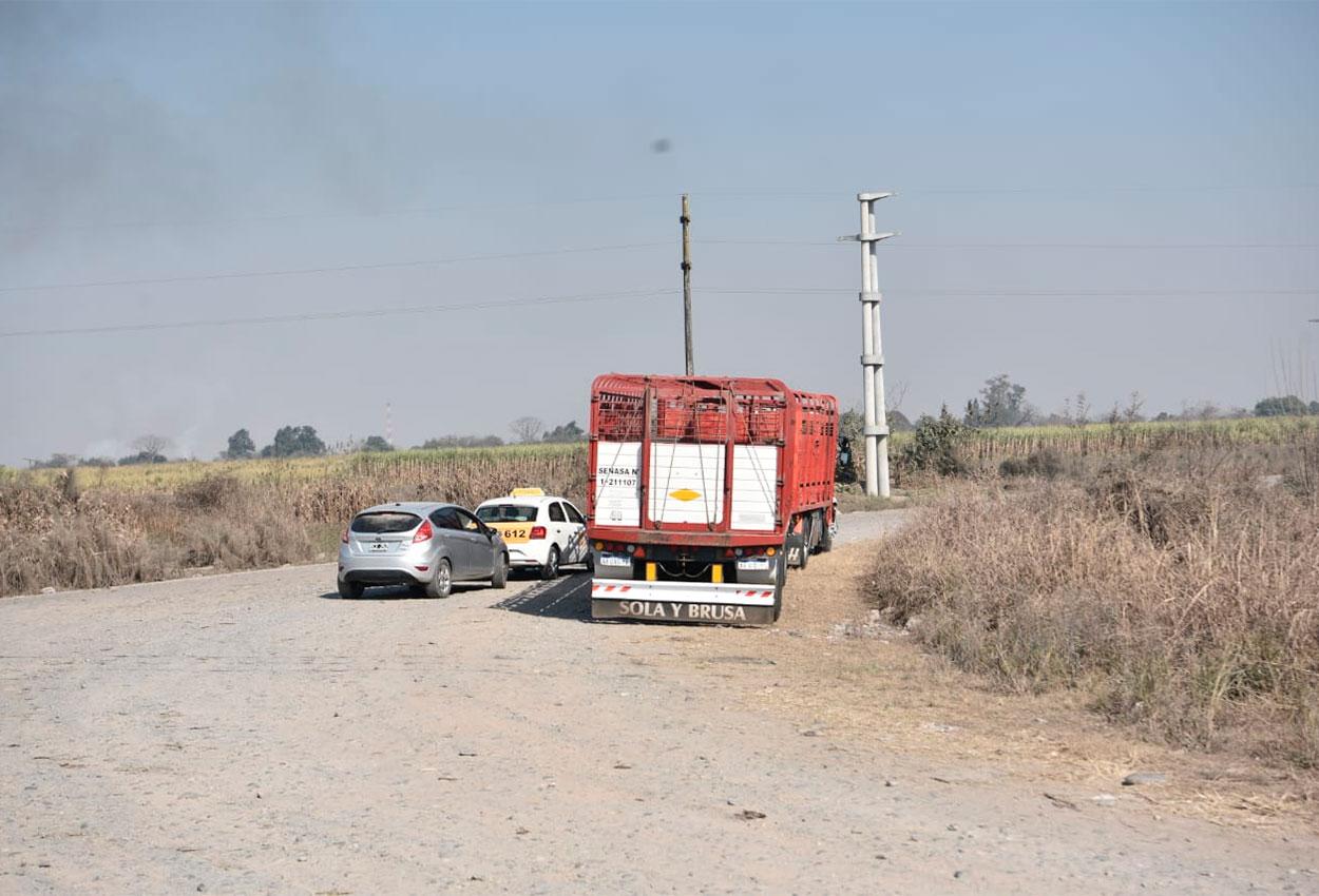 Es camionero y desde hace un mes no lo dejan ingresar a su pueblo por miedo al coronavirus