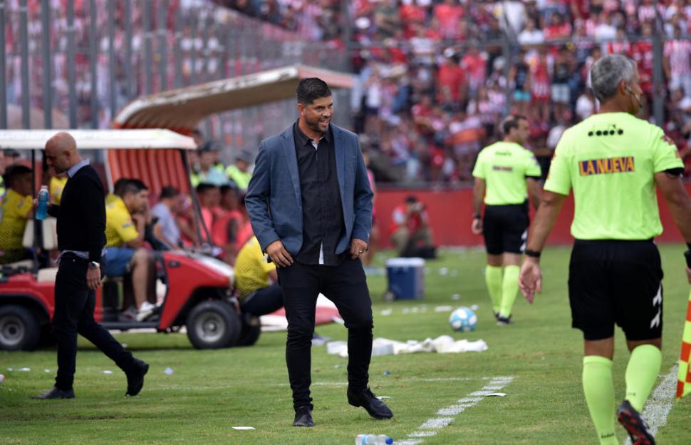 LEJOS. Las puertas de la AFA se cierran para el equipo de la dupla Orsi-Gómez.  