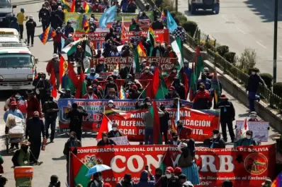 Las protestas coparon La Paz: reclaman elecciones a Añez