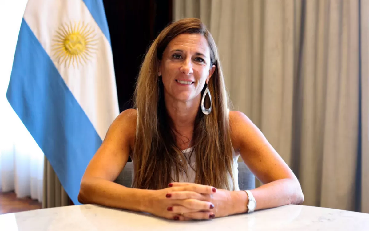 María Apólito.