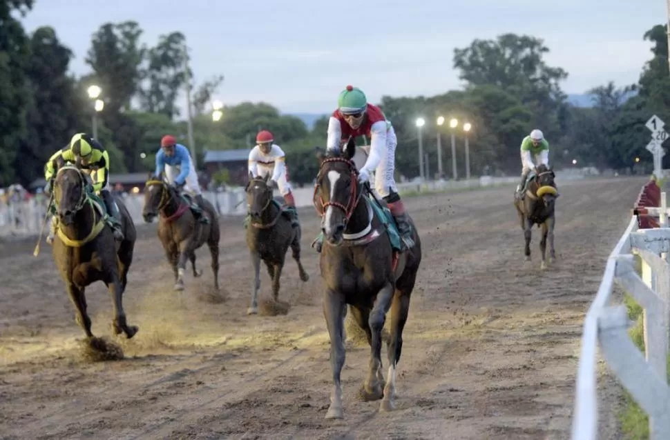 EN GRAN FORMA. Lineado ganó sus dos últimas carreras y ahora buscará ser el N°1 entre los fondistas. 