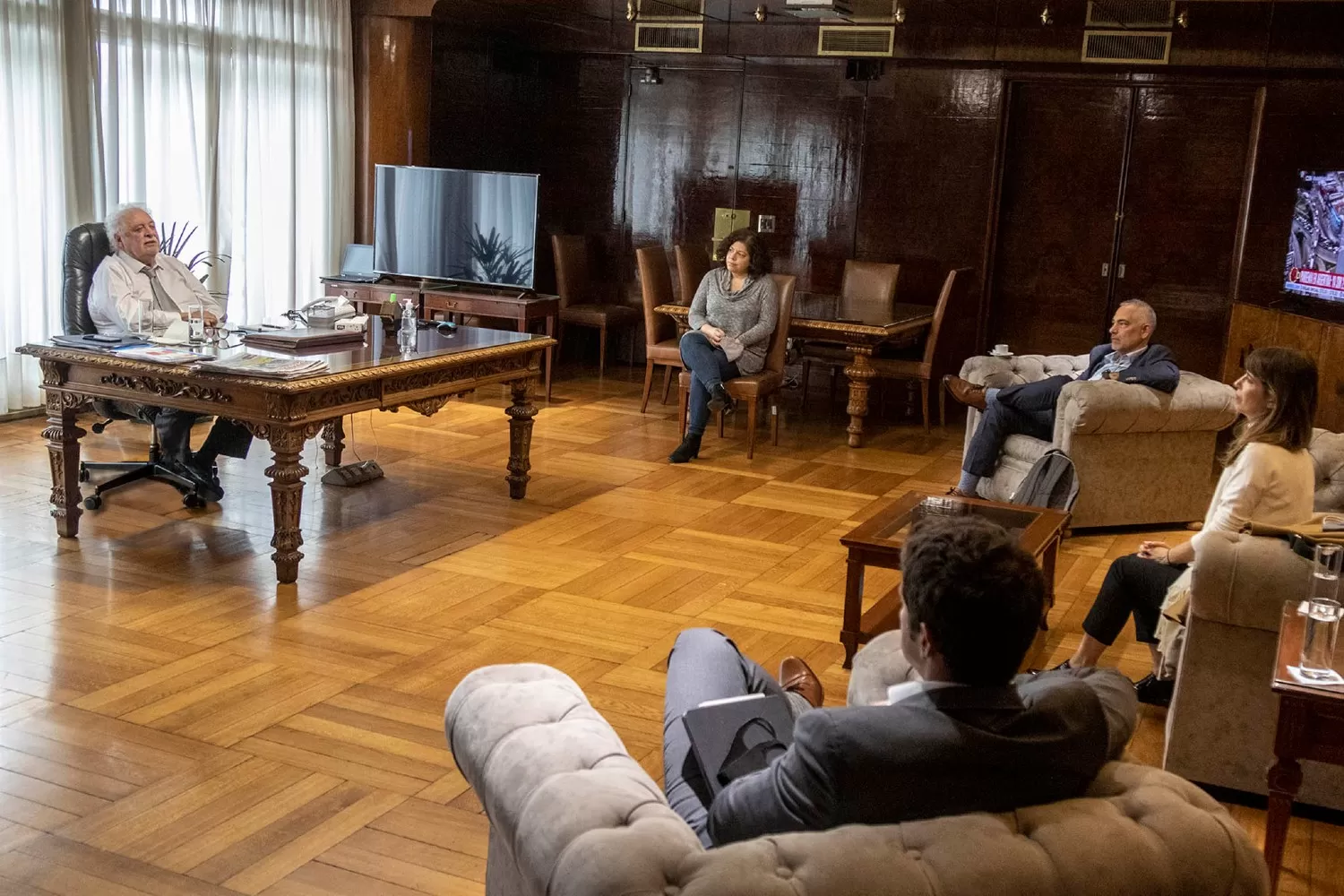 MINISTERIO DE SALUD. Ginés González García recibió a representantes del laboratorio que desarrolla la vacuna.