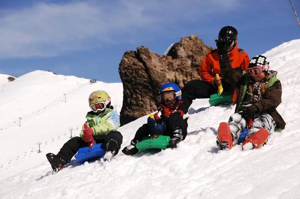 ATRACTIVO POTENCIADO. La nieve y Bariloche se resignifican en estos días.  