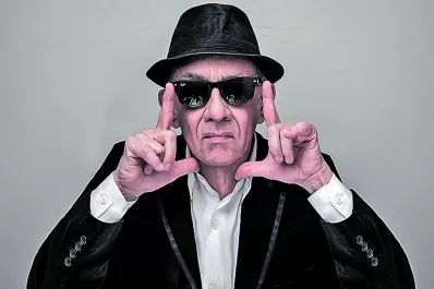 Teatro: capacitación y tres obras on line