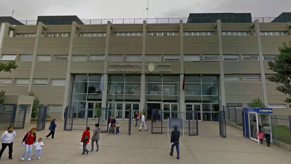 CIUDAD JUDICIAL. Una fiscala de Salta investiga de oficio si políticos de esa provincia cobran el Ingreso Familiar de Emergencia.