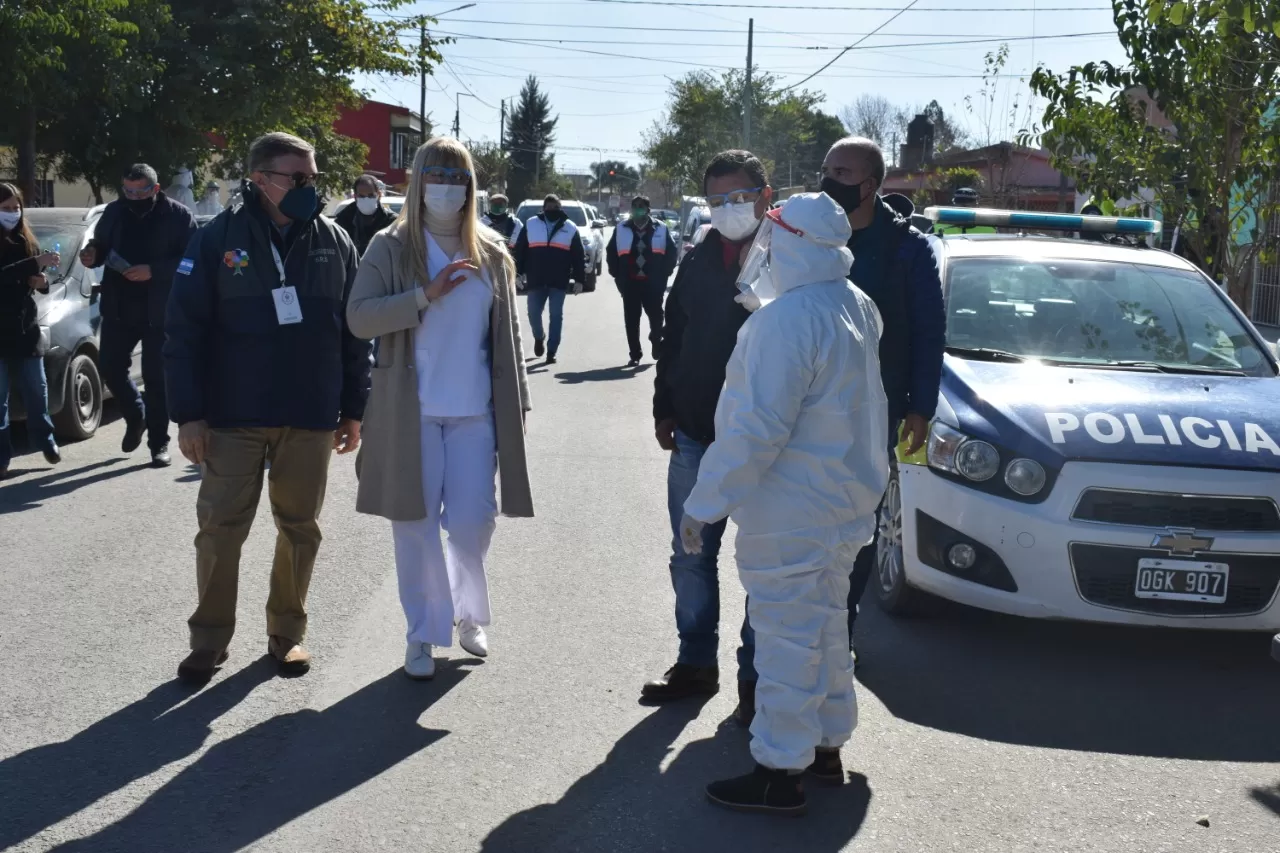 La ministra Rossana Chahla recorrió Lastenia.