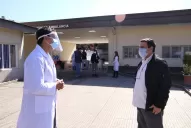 Organizan las instalaciones sanitarias de Lastenia para contener el brote de covid-19