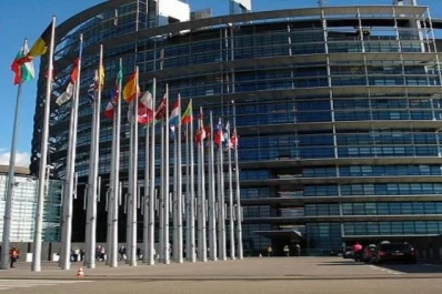 Reclaman la lista de empleados legislativos