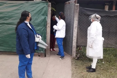 Revisaron unas 1.300 familias de San Miguel de Tucumán para controlar el coronavirus