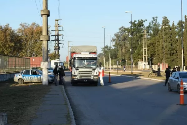 Regresó de Buenos Aires oculto en un camión, pero los vecinos lo denunciaron