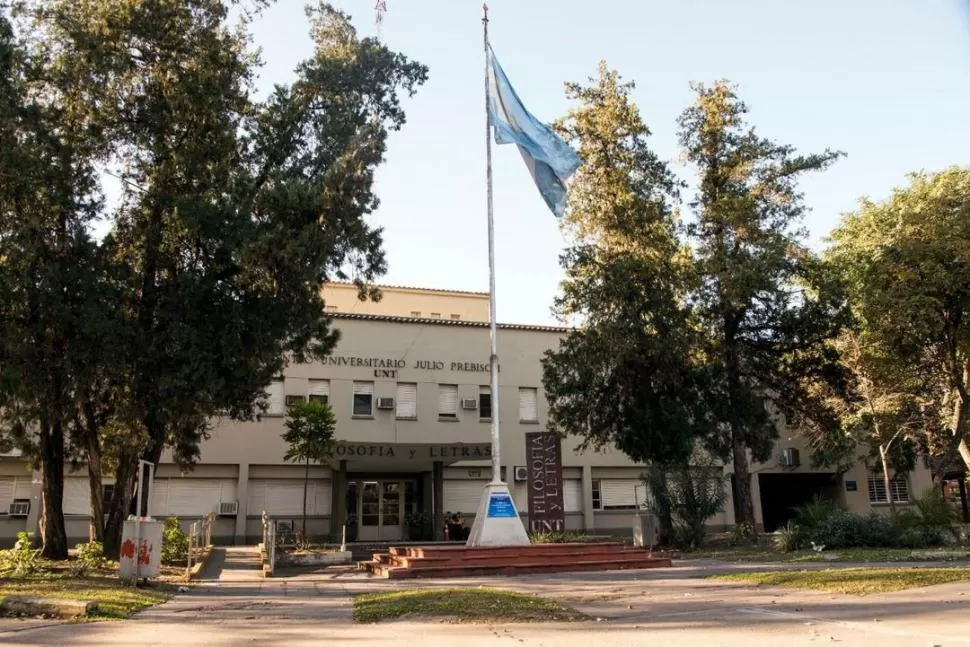 CENTRO JULIO PREBISCH. Allí funcionan tres facultades universitarias. la gaceta / fotos de diego aráoz