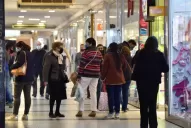 Pese al pedido de abrir una hora más, los comercios tucumanos seguirán atendiendo de 10 a 18