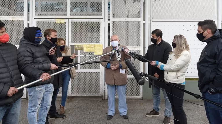 Oscar Paoletti, abogado del intendente Mario Ishii, habla al final de la audiencia.