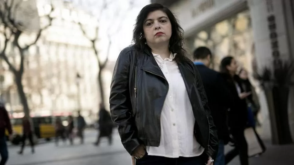 PREMIADA. Mariana Enríquez, autora de “Nuestra parte de la noche”, fue galardonada con el Celsius. Introduce terror sobrenatural en la dictadura. 