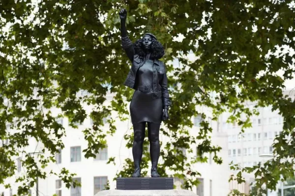 Una batalla que lleva siglos: los monumentos no son inocentes símbolos históricos