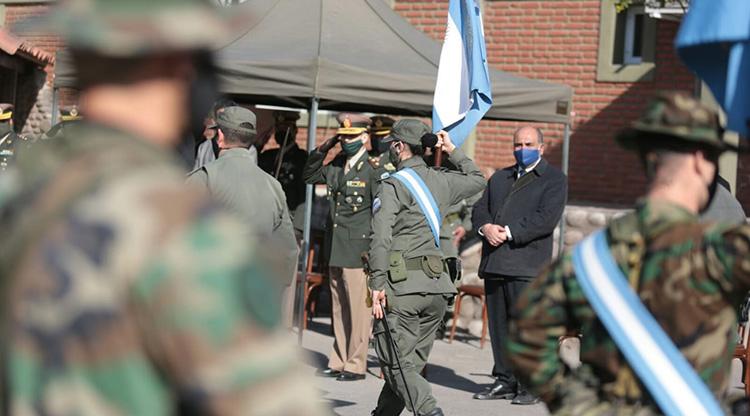 Manzur, en el acto por el 82° aniversario de Gendarmería: están a la par de la gente en plena pandemia