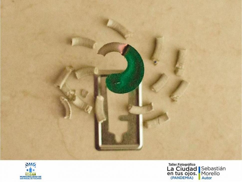 SEBASTIÁN MORELLO. Un espiral casi acabado, la lucha contra el dengue.