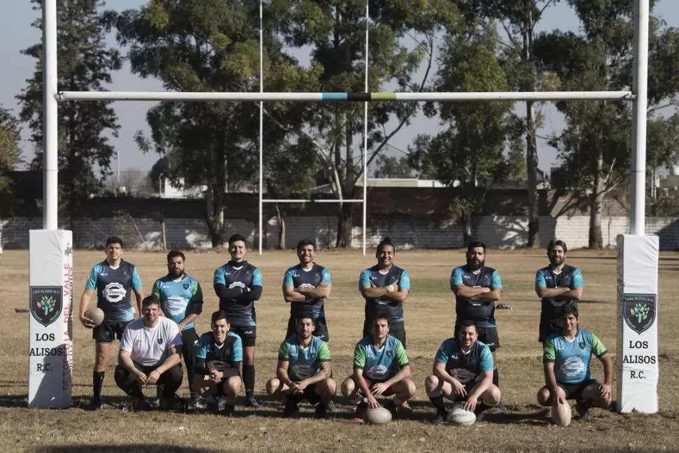 IDENTIDAD. En 2019, Los Alisos enfrentó a El Fortín (equipo de gendarmes) y participó de varios encuentros. Ahora, ya con camiseta propia, espera volver a competir.