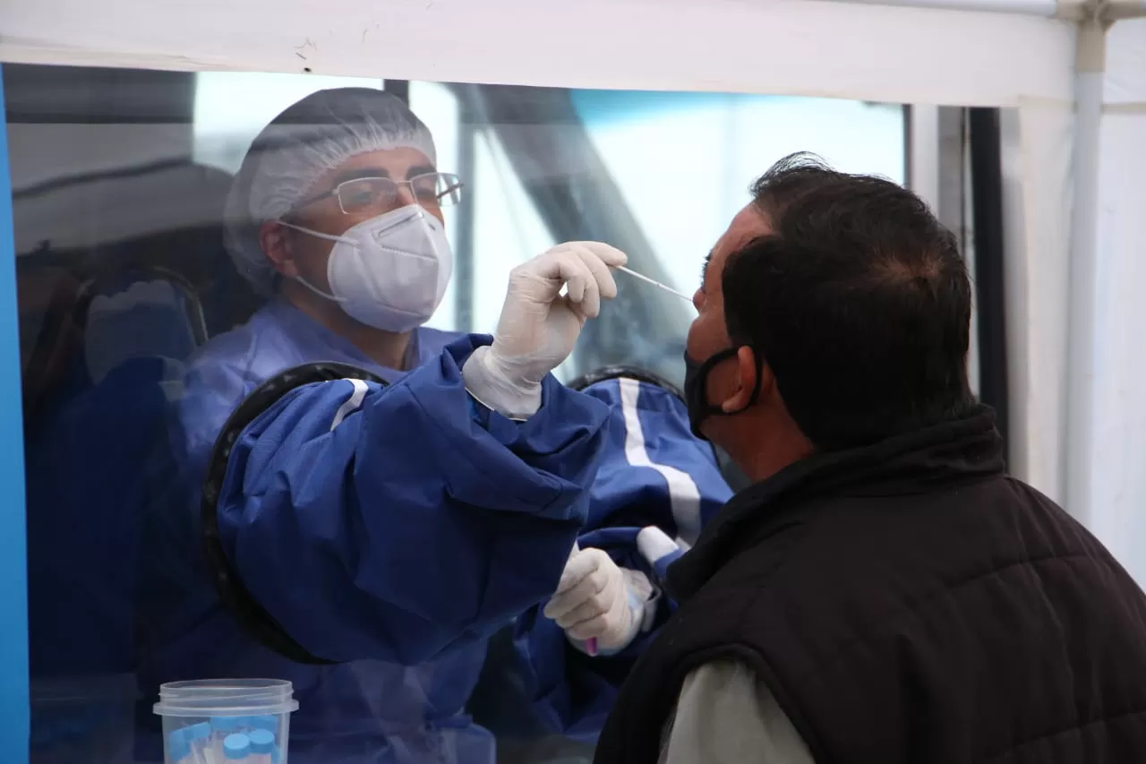 HISOPADO. Es el estudio que permite descartar o confirmar casos. Foto: Prensa Ministerio de Salud