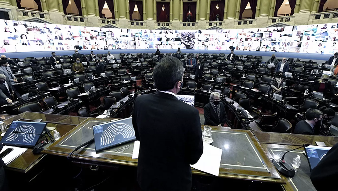 AL RECINTO. Mañana podría ser debatido en Diputados el proyecto de ampliación del presupuesto que envió el Gobierno nacional, que contempla el fin de la exención del IVA para leches.