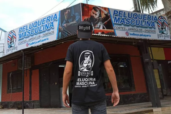 Villa Mariano Moreno: los encerraron en el baño, los golpearon y les robaron todo