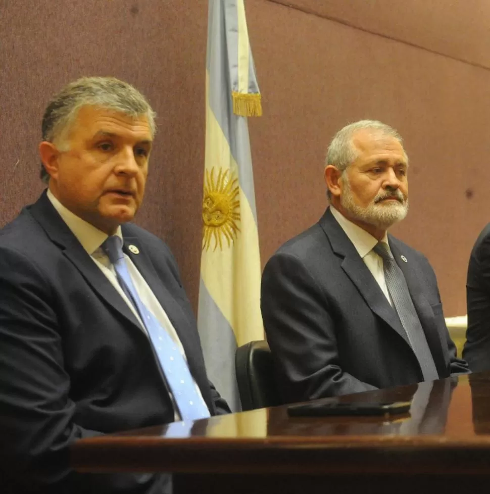 LAS MÁXIMAS AUTORIDADES DEL COLEGIO DE ABOGADOS. El vicepresidente Casal y el presidente Billone. la gaceta / foto de antonio ferroni (archivo)