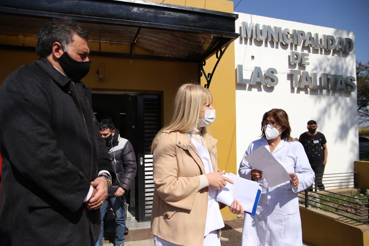 REUNIÓN. Chahla, con Najar en Las Talitas. Foto: Ministerio de Salud