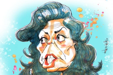 Entrevista: “Me interesa más contar desde el margen que desde el centro”