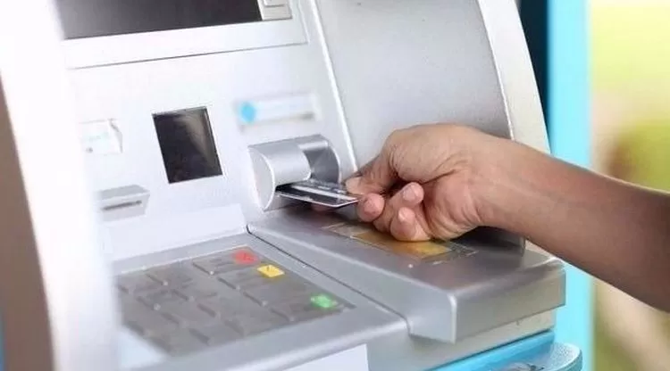 Pago a estatales: cómo continúa el depósito del 20%
