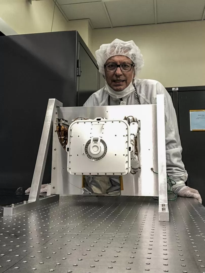 DANIEL ROMERO. El argentino es el responsable de los instrumentos. 