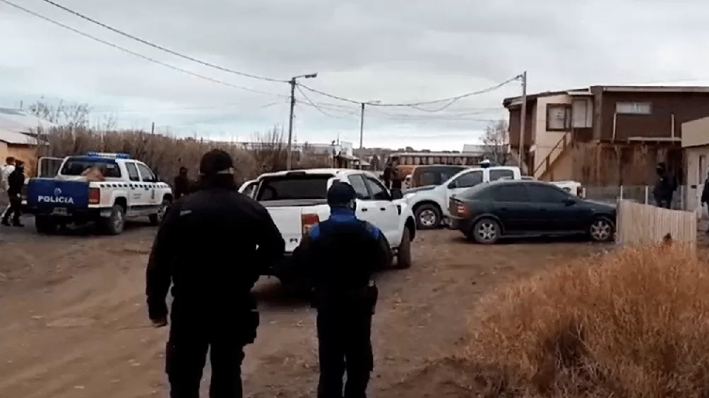 EL CALAFATE. El juez dispuso careos entre los detenidos y dos reconstrucciones del crimen de Gutiérrez. Foto de Télam.