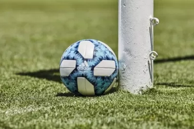 Posible regreso del fútbol: confirman una reunión clave entre Ginés y Tapia