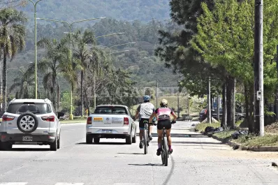 Durante los fines de semana, una mano de la avenida Perón será restringida para los vehículos