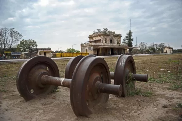 Una tucumana afirma que su madre y su hermano fueron detenidos ilegalmente por la Policía de Santiago
