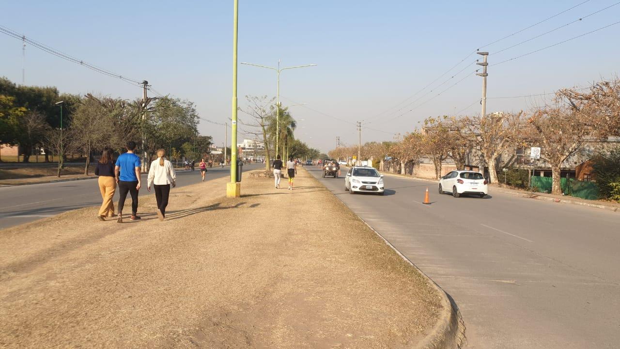 Un nuevo corte en la avenida Perón, pero esta vez por un corredor deportivo seguro